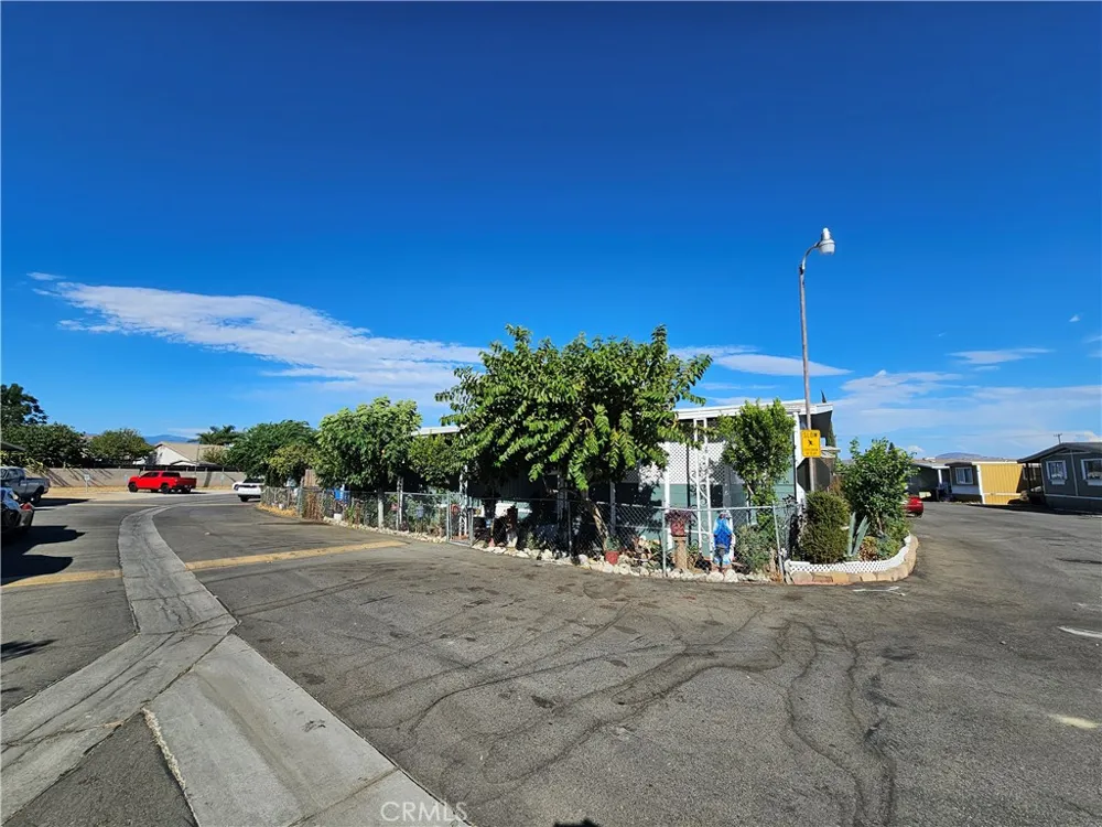 10701 Cedar #104 Bloomington, CA 92316