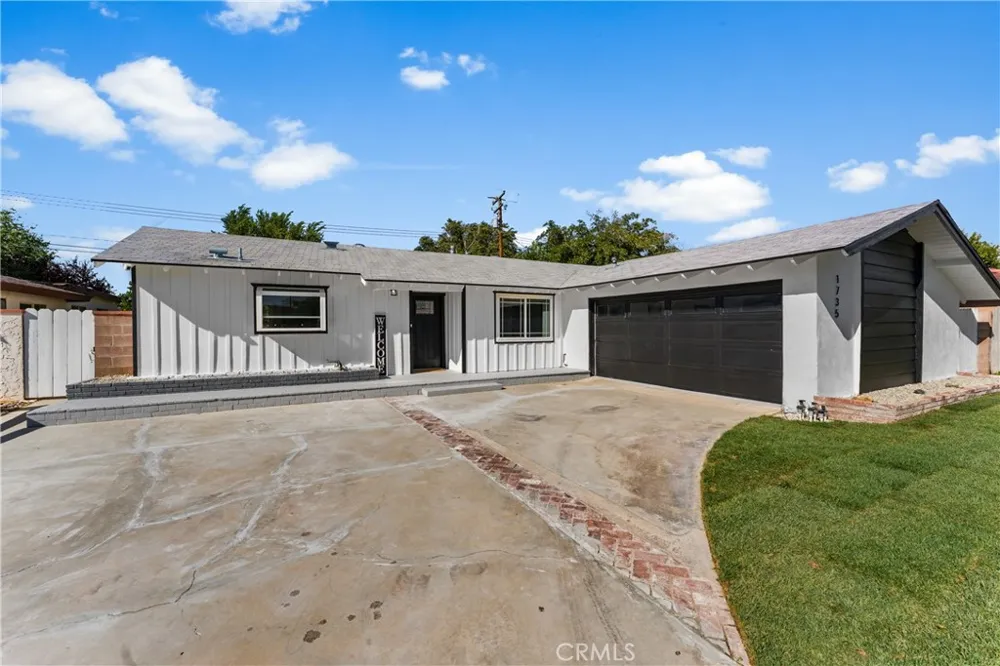 1735 W Jenner Street Lancaster, CA 93534