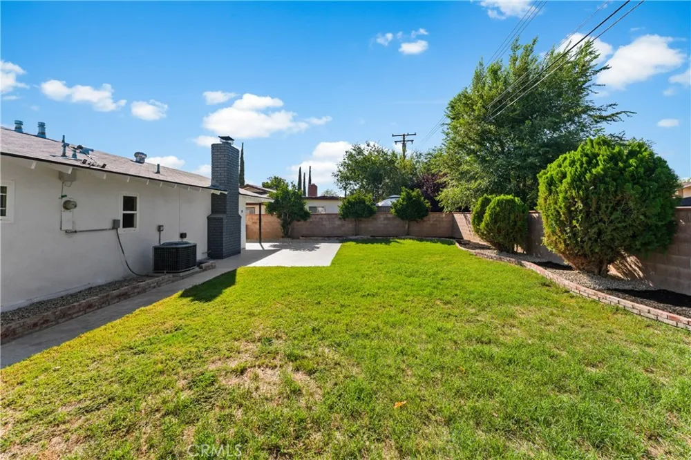 1735 W Jenner Street Lancaster, CA 93534