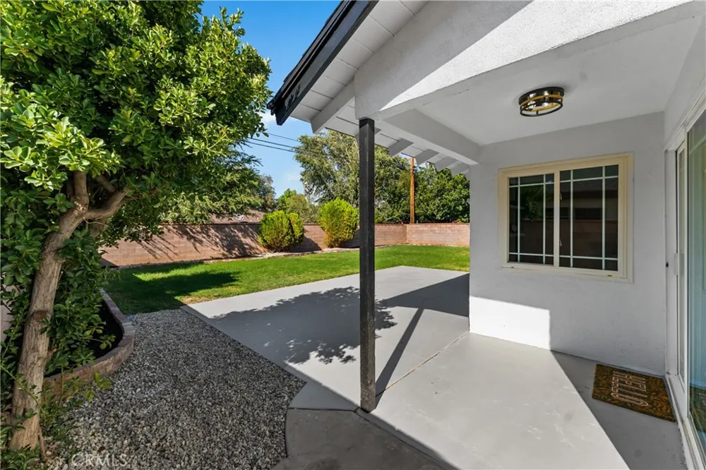1735 W Jenner Street Lancaster, CA 93534
