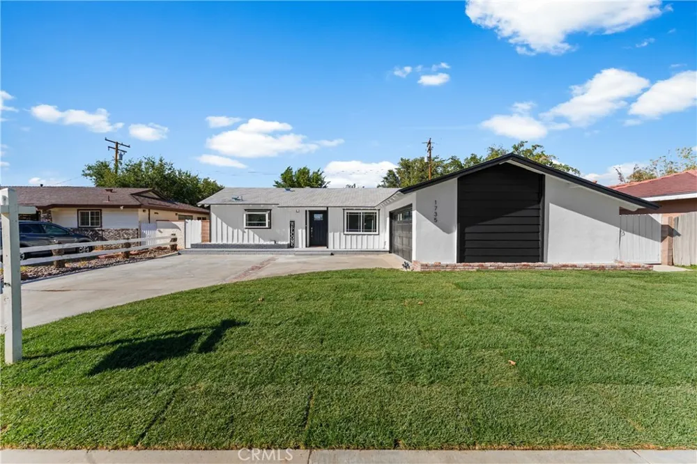 1735 W Jenner Street Lancaster, CA 93534