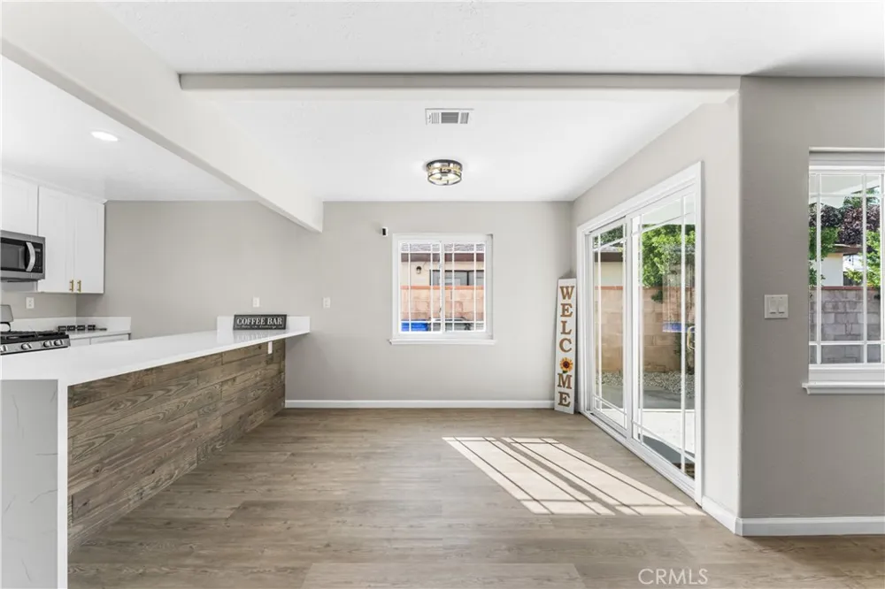 1735 W Jenner Street Lancaster, CA 93534