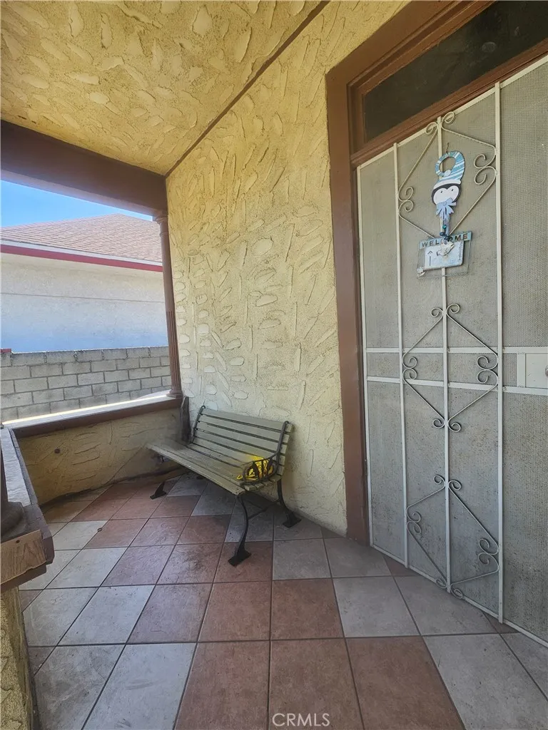 944 E 22nd Los Angeles, CA 90011