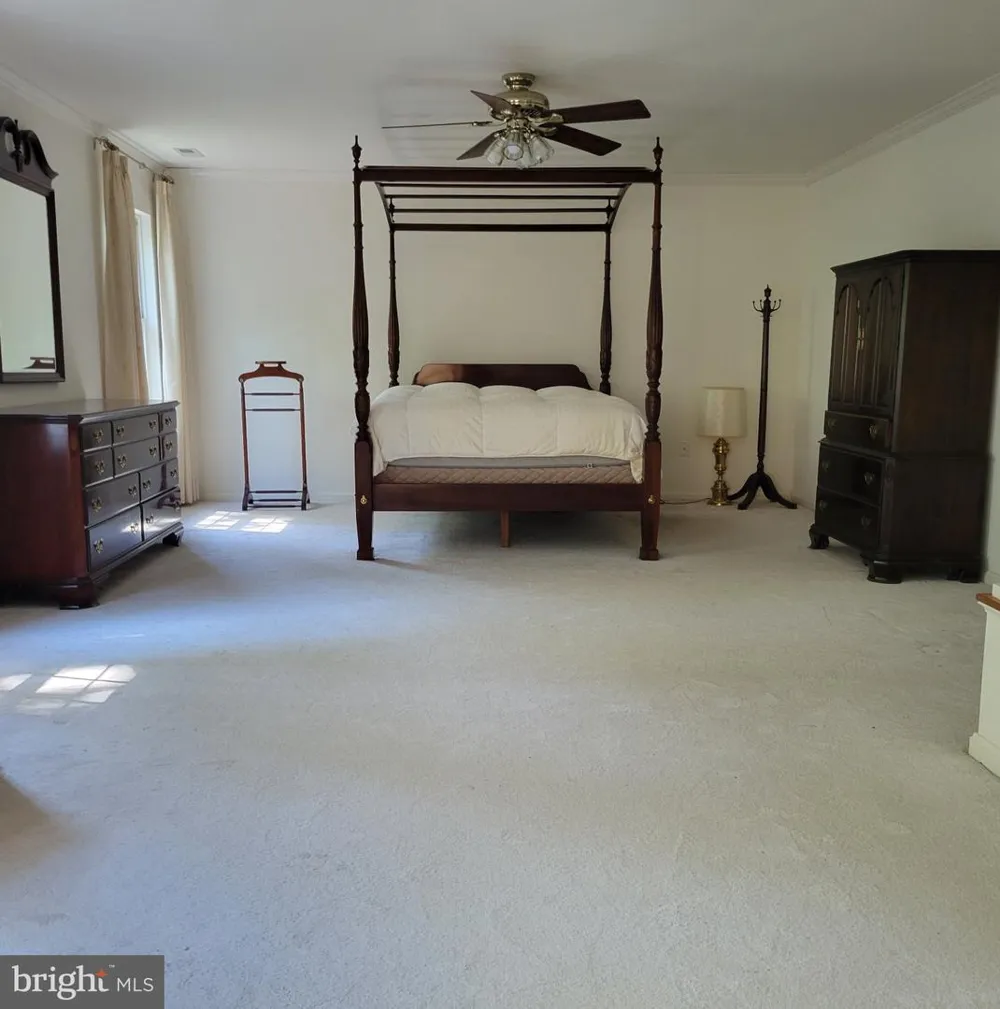 811 LAMOKA DRIVE Odenton, MD 21113