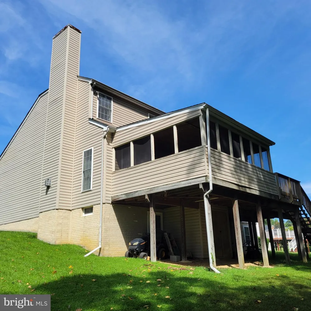 811 LAMOKA DRIVE Odenton, MD 21113