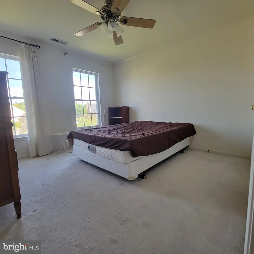 811 LAMOKA DRIVE Odenton, MD 21113