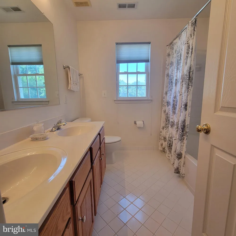 811 LAMOKA DRIVE Odenton, MD 21113