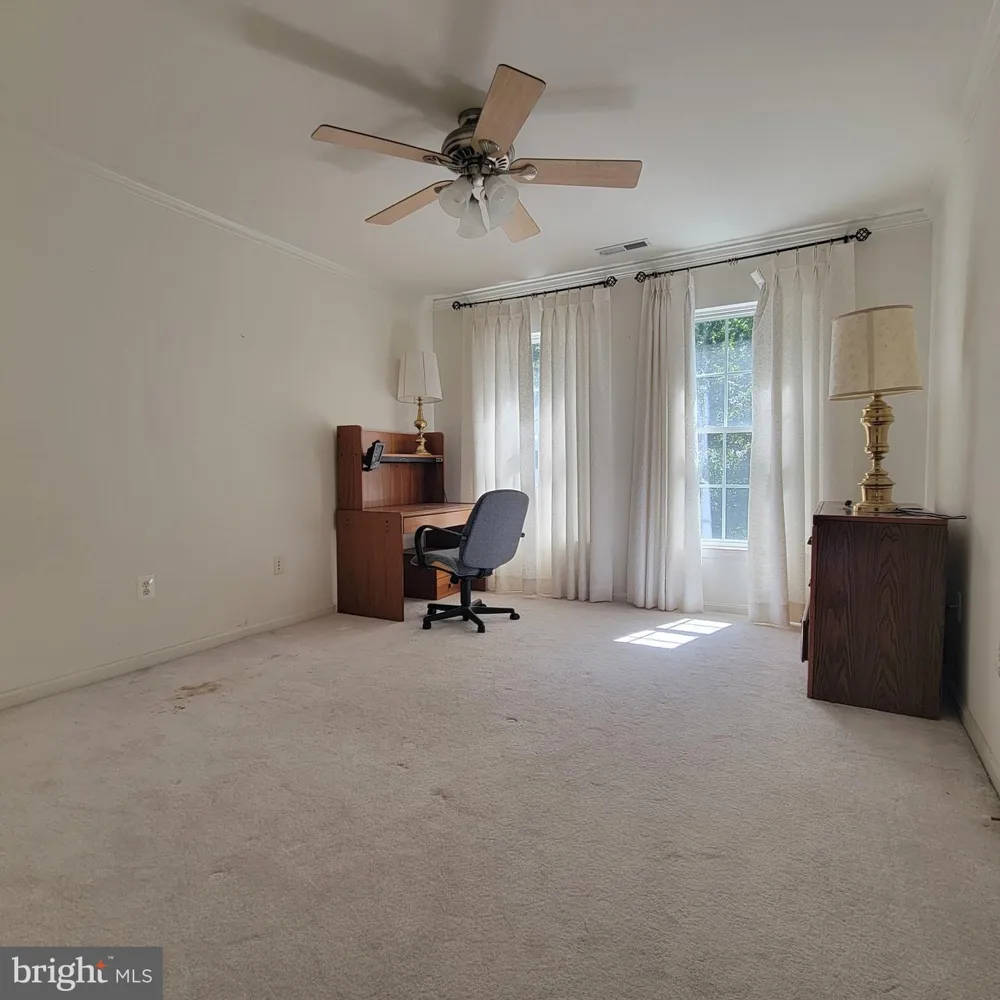 811 LAMOKA DRIVE Odenton, MD 21113