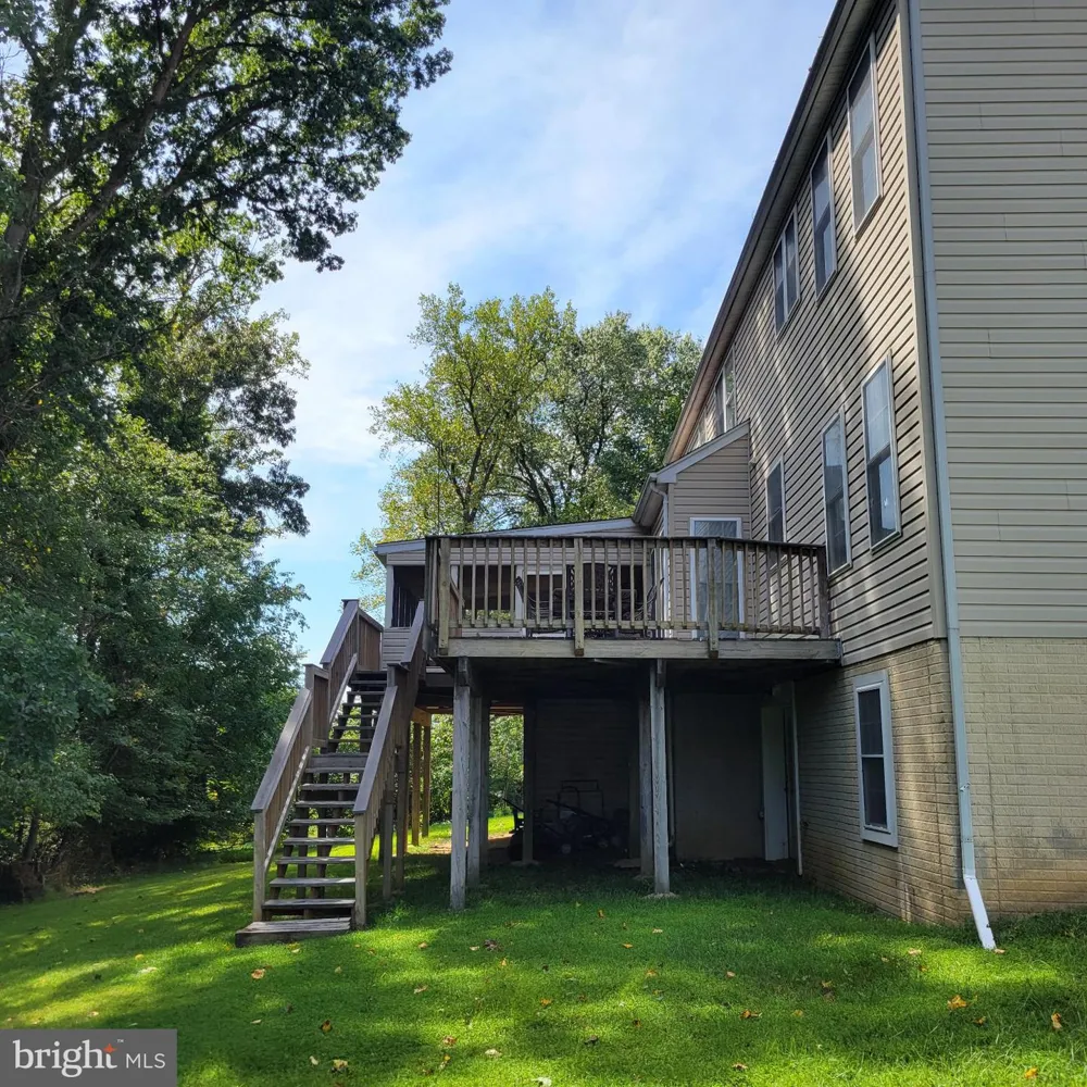 811 LAMOKA DRIVE Odenton, MD 21113