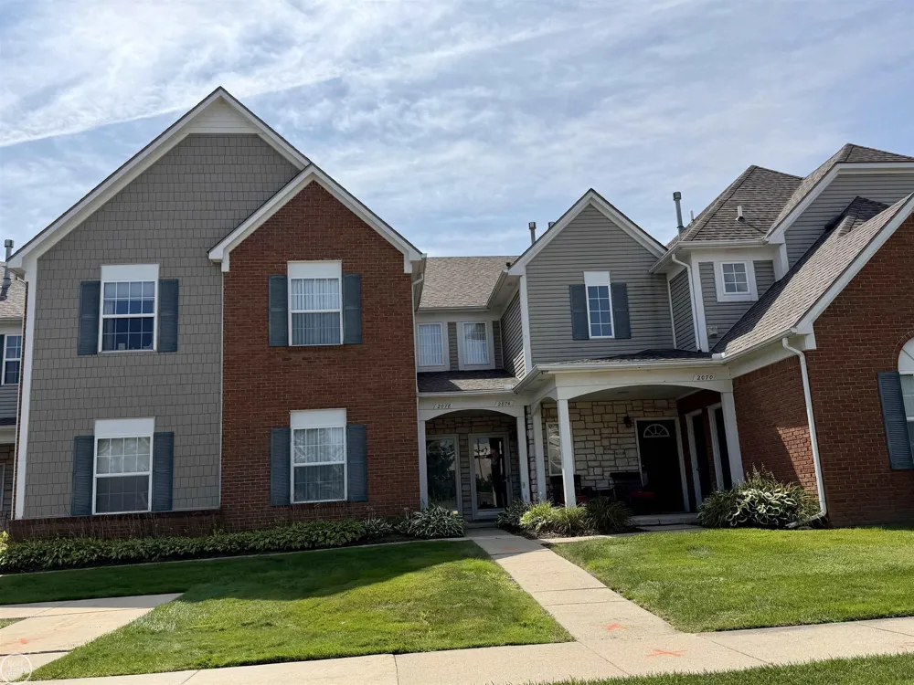 2078 Monarch Dr. Drive Shelby Charter Township, MI 48316