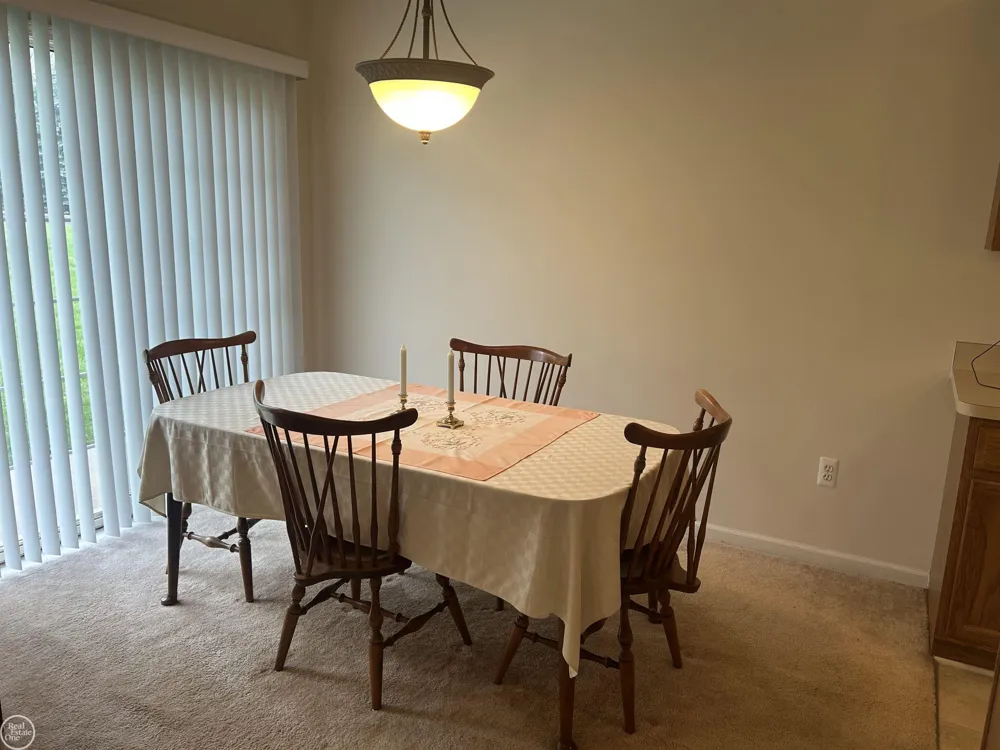 2078 Monarch Dr. Drive Shelby Charter Township, MI 48316