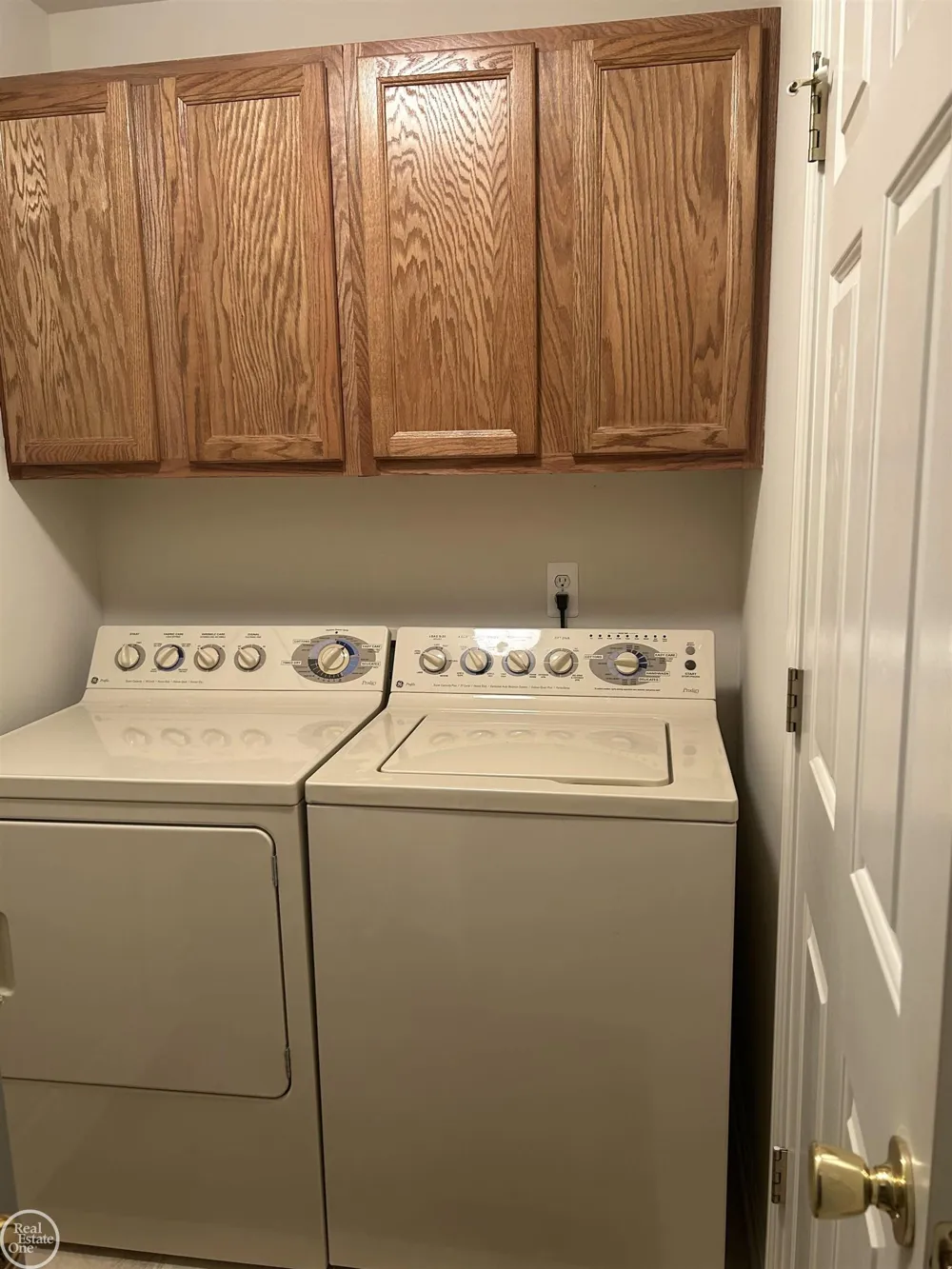 2078 Monarch Dr. Drive Shelby Charter Township, MI 48316