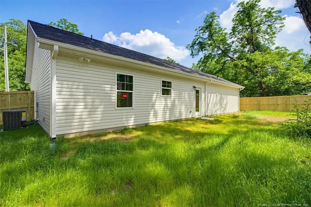 320 Currie Street Fayetteville, NC 28301