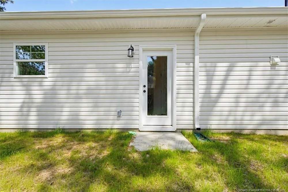 320 Currie Street Fayetteville, NC 28301
