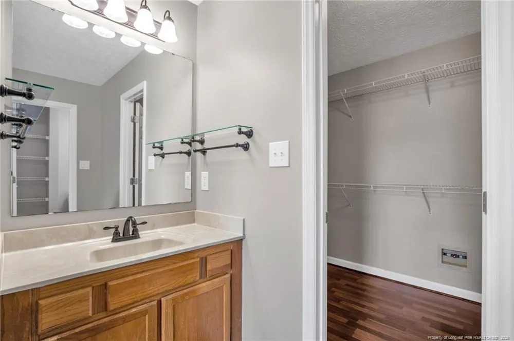 5607 Walkabout Road Hope Mills, NC 28348