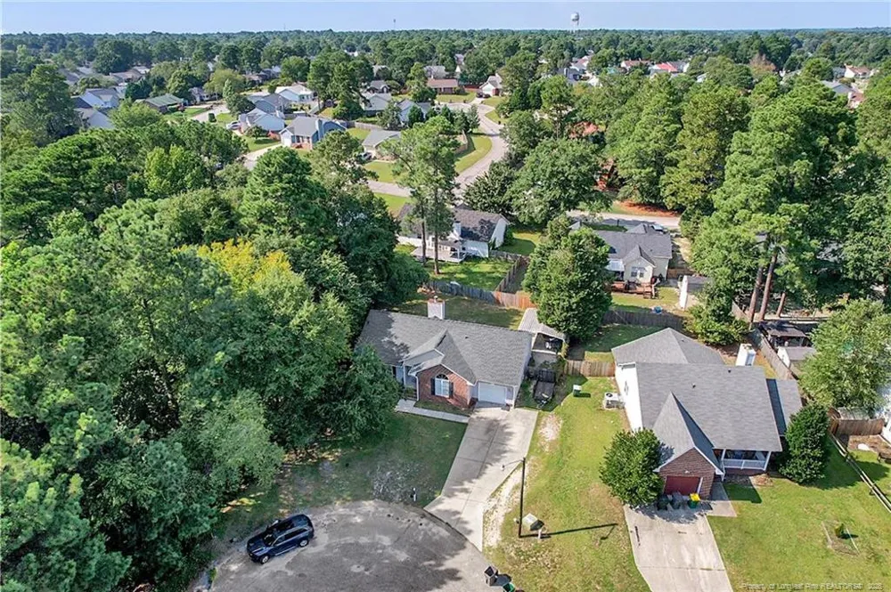 5607 Walkabout Road Hope Mills, NC 28348