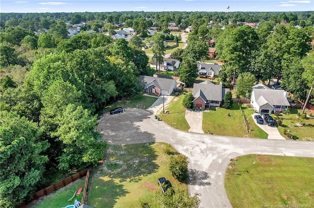 5607 Walkabout Road Hope Mills, NC 28348
