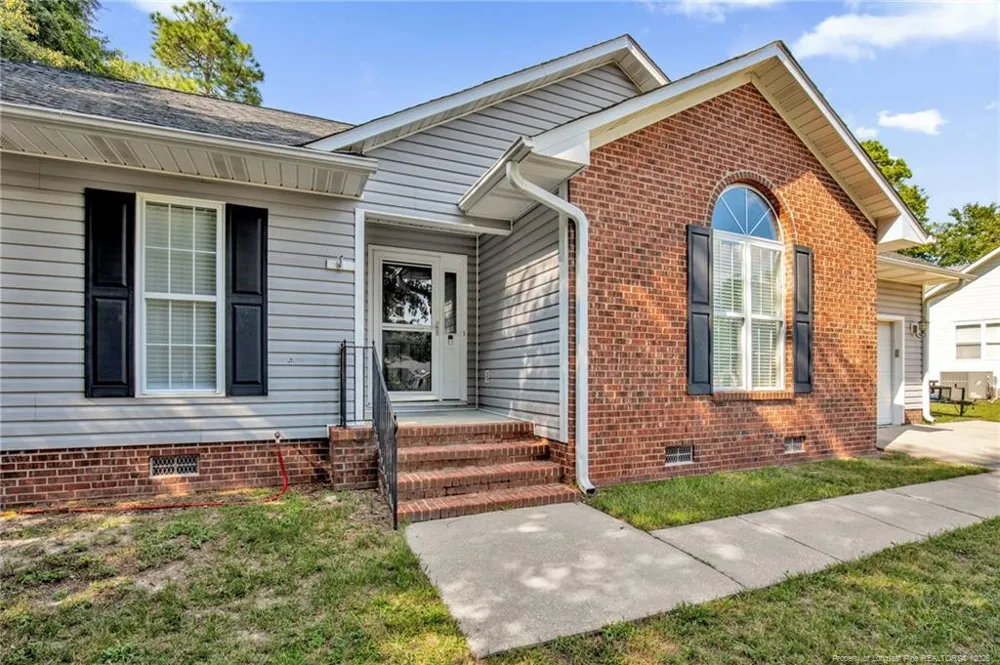 5607 Walkabout Road Hope Mills, NC 28348
