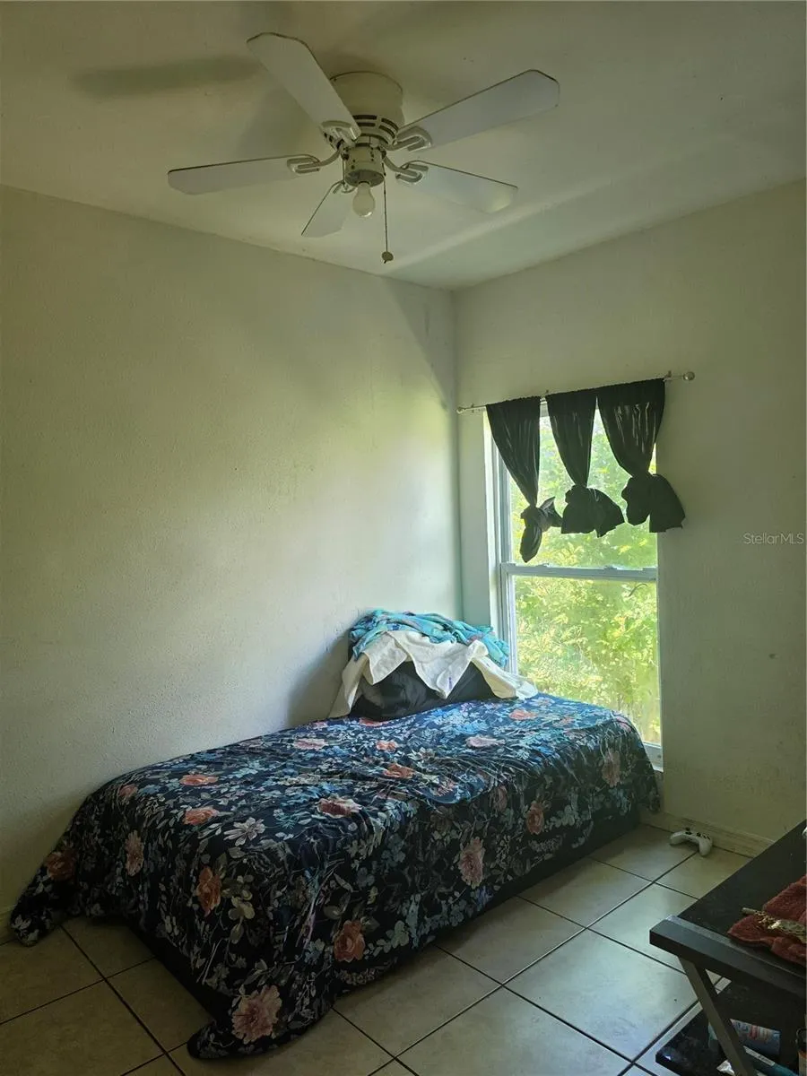 1222 17TH STREET W Bradenton, FL 34205