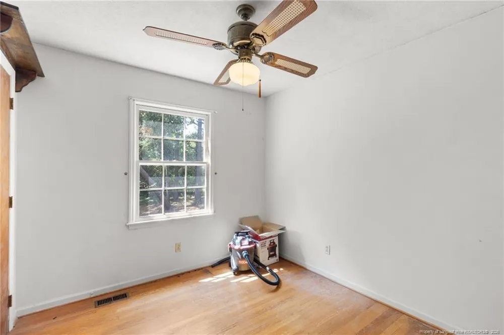453 Bay Shore Drive Fayetteville, NC 28311