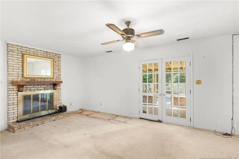 453 Bay Shore Drive Fayetteville, NC 28311