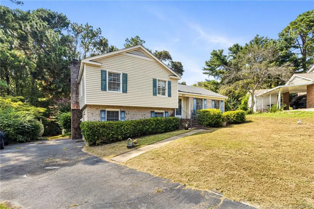 453 Bay Shore Drive Fayetteville, NC 28311
