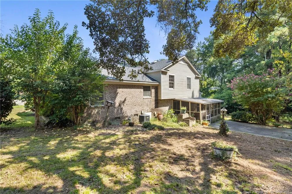 453 Bay Shore Drive Fayetteville, NC 28311
