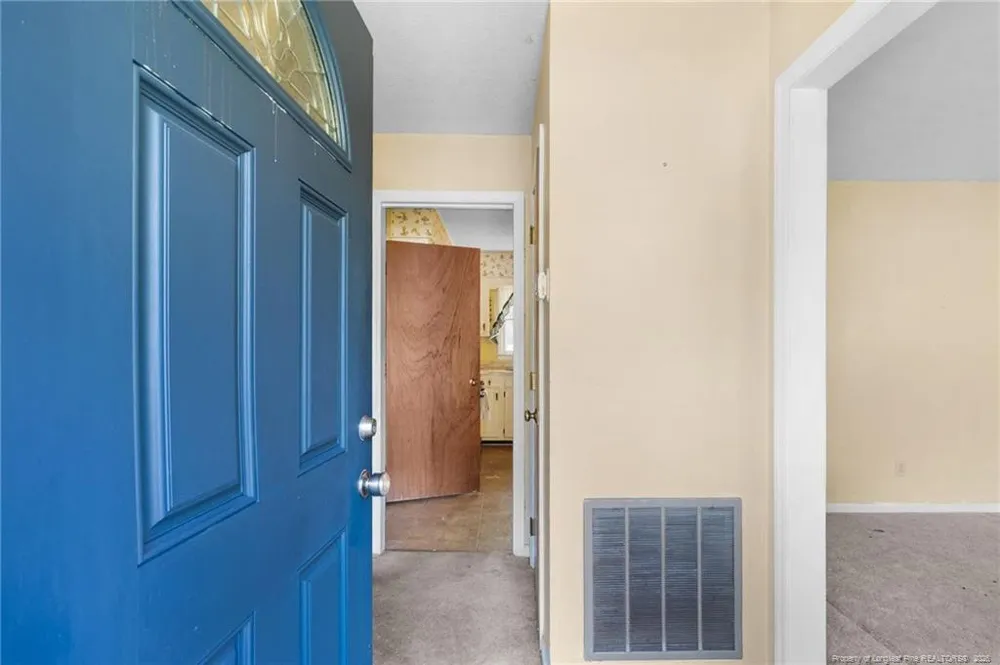 453 Bay Shore Drive Fayetteville, NC 28311