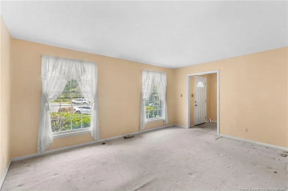 453 Bay Shore Drive Fayetteville, NC 28311