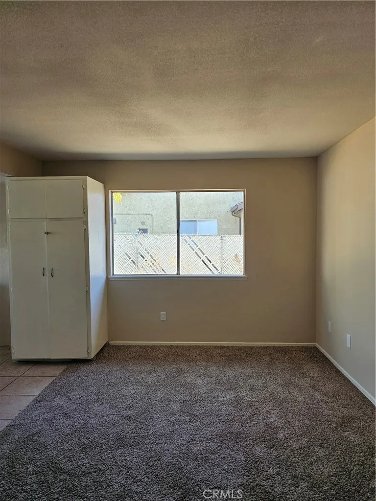 27168 Roger Hemet, CA 92544