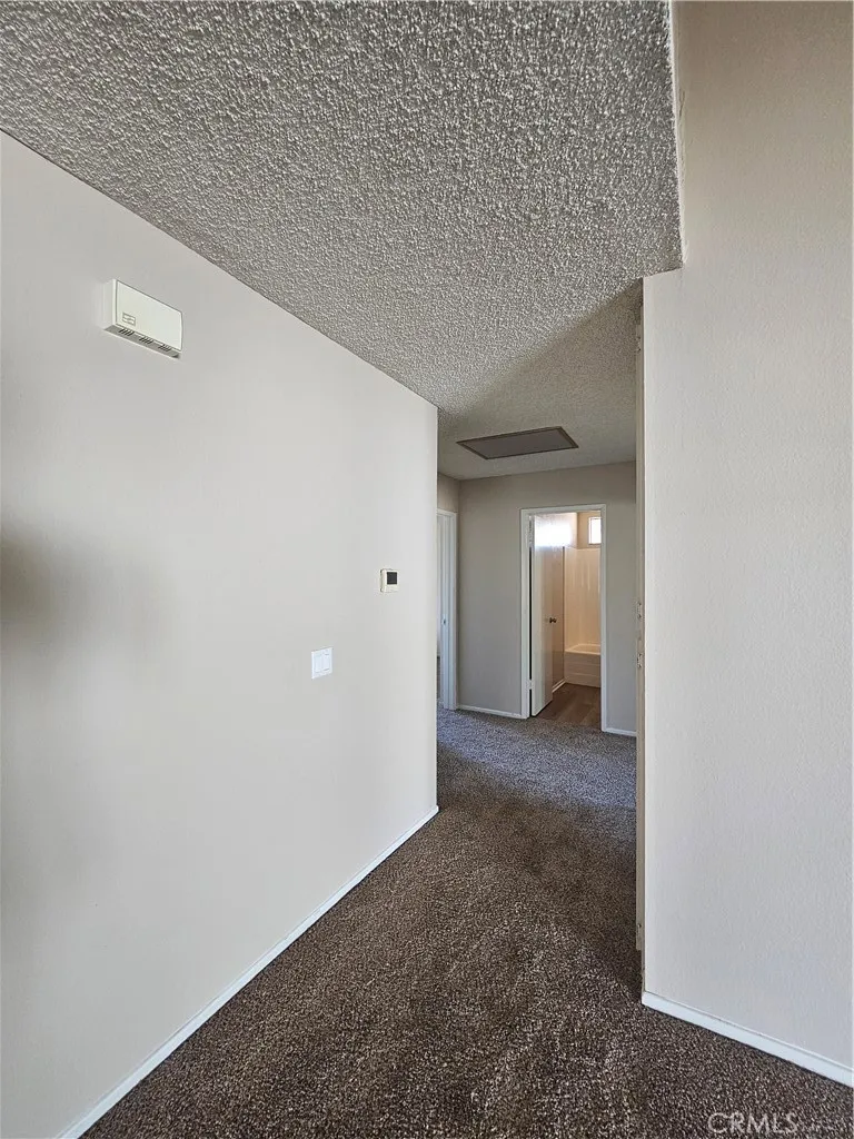 27168 Roger Hemet, CA 92544
