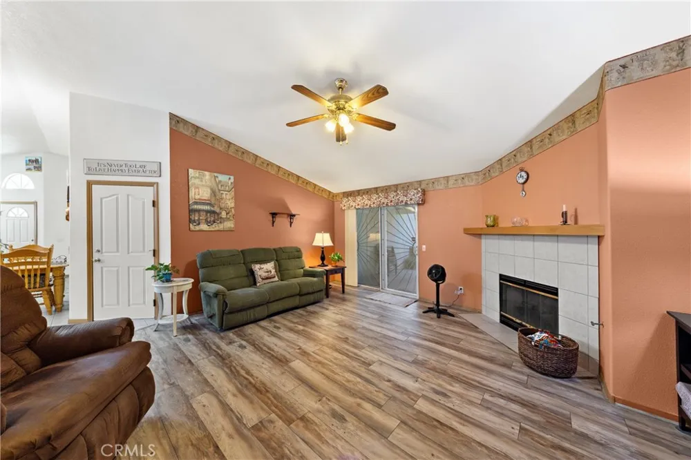 771 De Passe Way Hemet, CA 92544