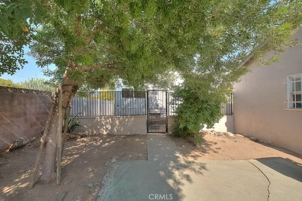 2803 Ladera Road San Bernardino, CA 92405