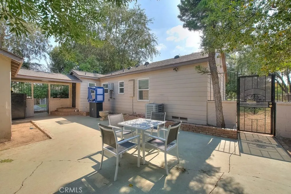 2803 Ladera Road San Bernardino, CA 92405