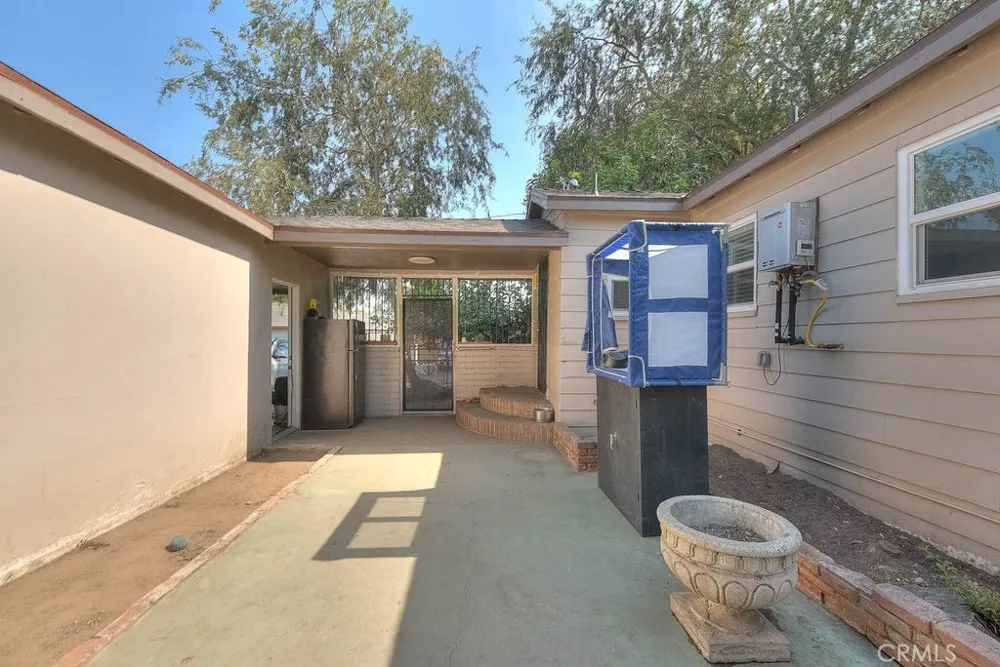 2803 Ladera Road San Bernardino, CA 92405