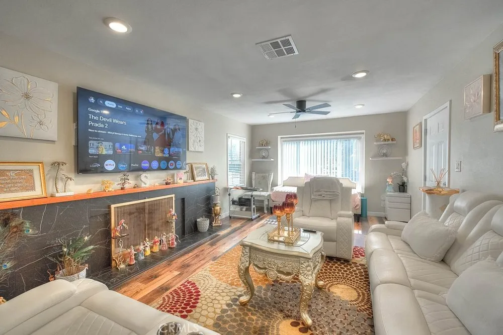 2803 Ladera Road San Bernardino, CA 92405