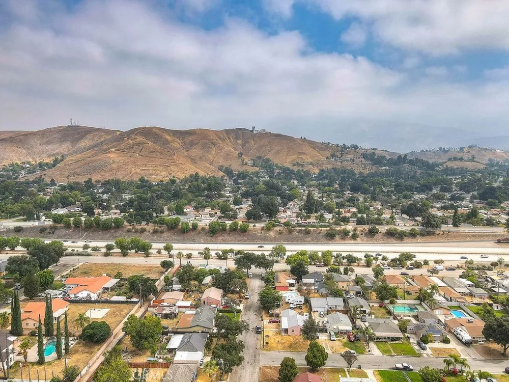 2803 Ladera Road San Bernardino, CA 92405
