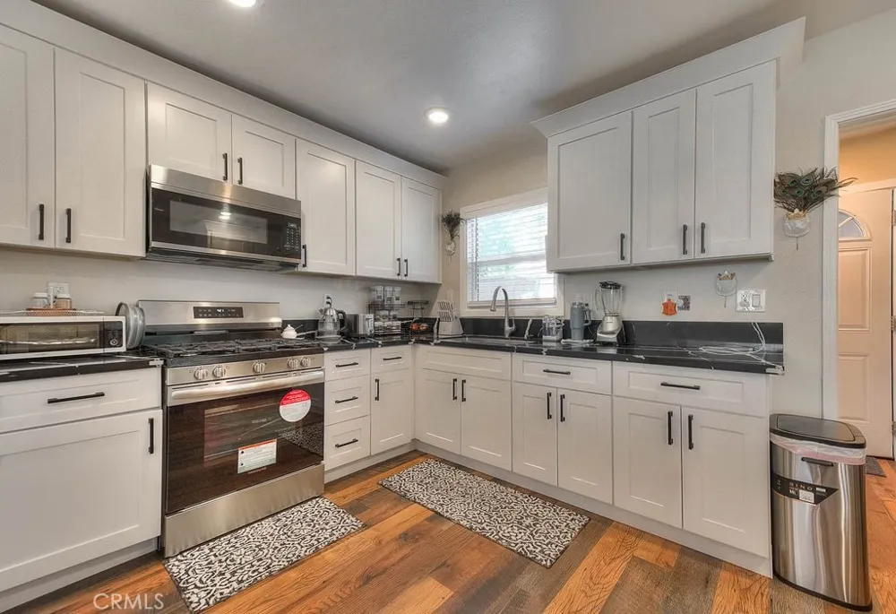 2803 Ladera Road San Bernardino, CA 92405