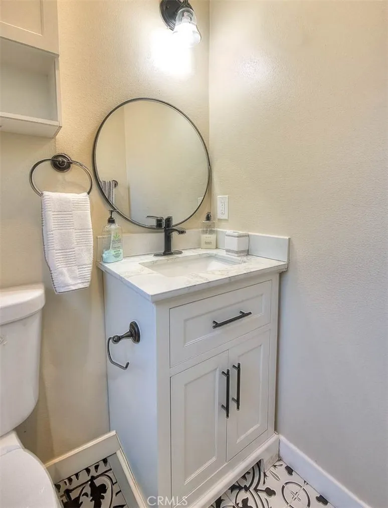 2803 Ladera Road San Bernardino, CA 92405
