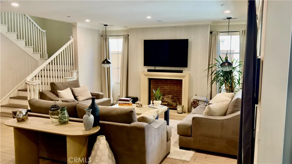 68 Chianti Irvine, CA 92618