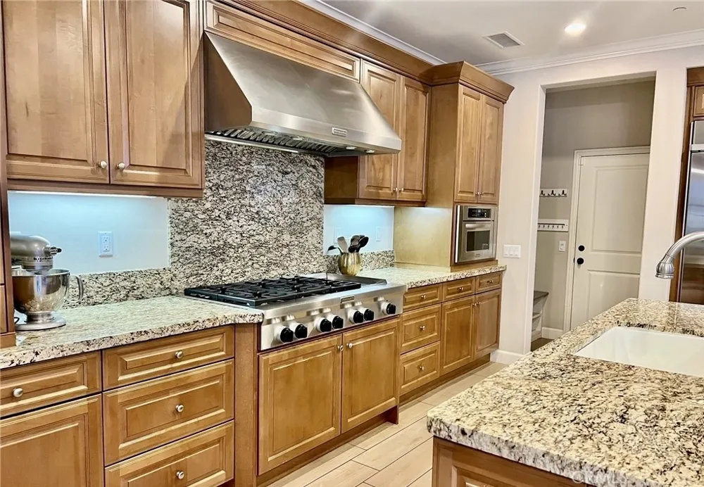 68 Chianti Irvine, CA 92618