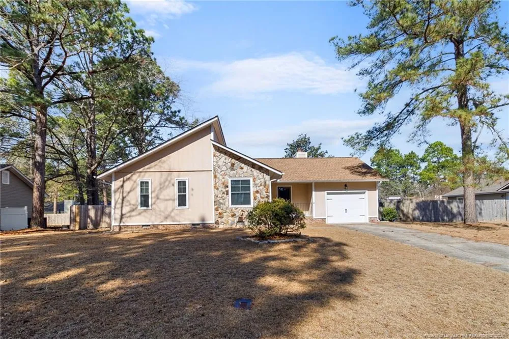 7016 Trevor Lane Fayetteville, NC 28314