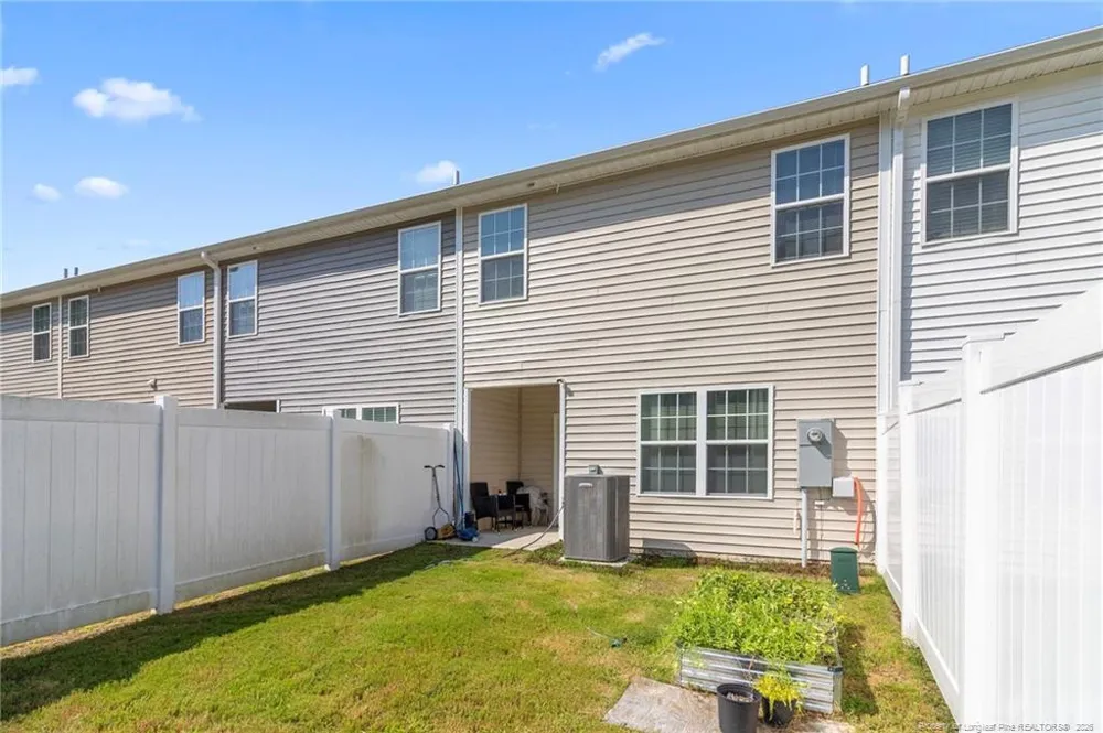1406 Gracie Lane Carthage, NC 28327