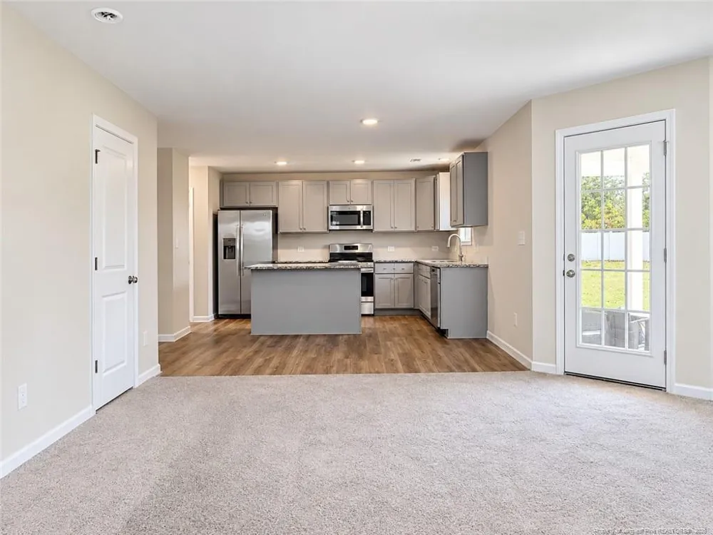 4050 Racking Horse Road Hope Mills, NC 28348