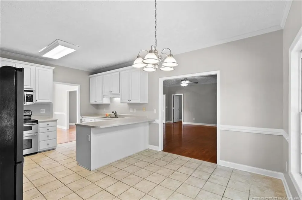 8017 Trout Creek Road Fayetteville, NC 28304