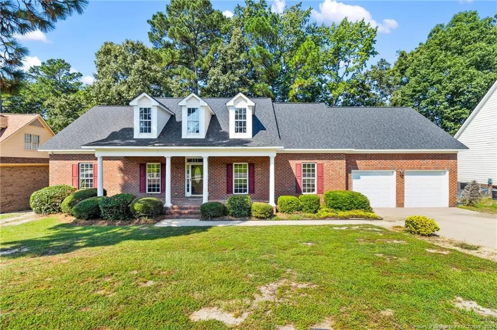 8017 Trout Creek Road Fayetteville, NC 28304