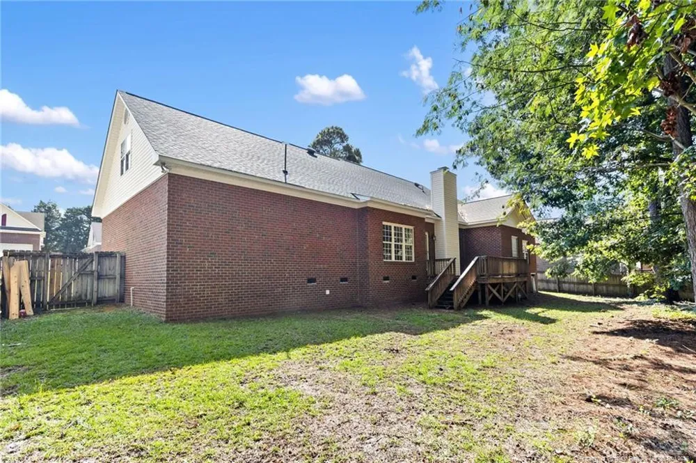 8017 Trout Creek Road Fayetteville, NC 28304