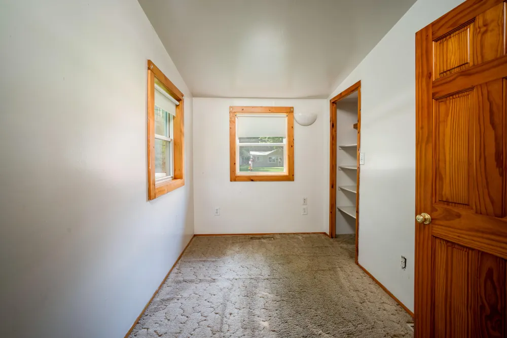 104 Dale Drive Houghton Lake, MI 48629