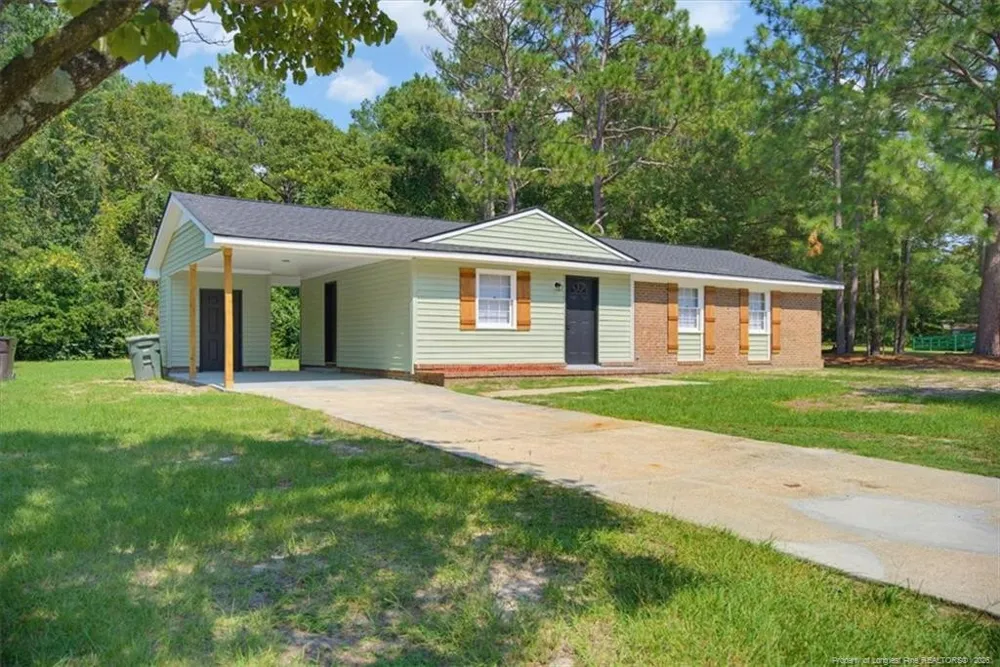 6612 Amanda Circle Fayetteville, NC 28304
