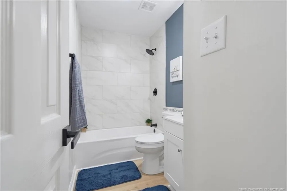 6612 Amanda Circle Fayetteville, NC 28304